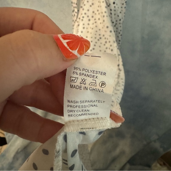 White and black polka dot maxi dress - Picture 8 of 8